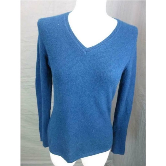 Ellen Tracy Cashmere V Neck Sweater - Picture 5 of 5